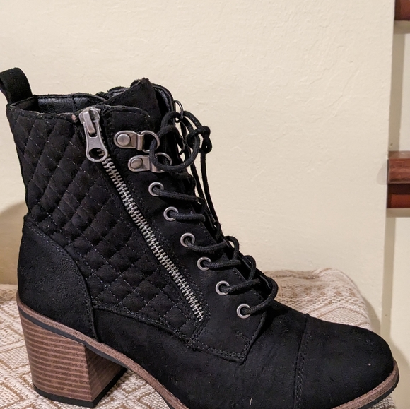 White Mountain Dorsett Suede Black Combat Lace  boots -7 - Picture 5 of 8